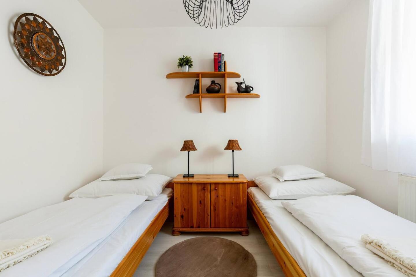 Flat White Apartment Budapest Luaran gambar